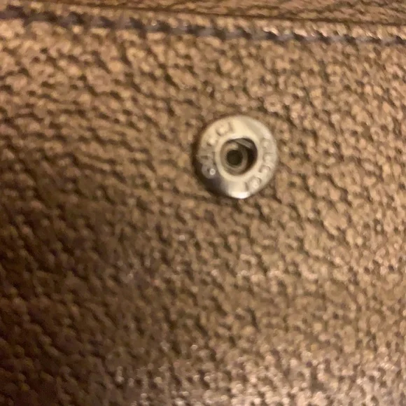 Authentic Gucci GG trifold bow wallet - Picture 10 of 14